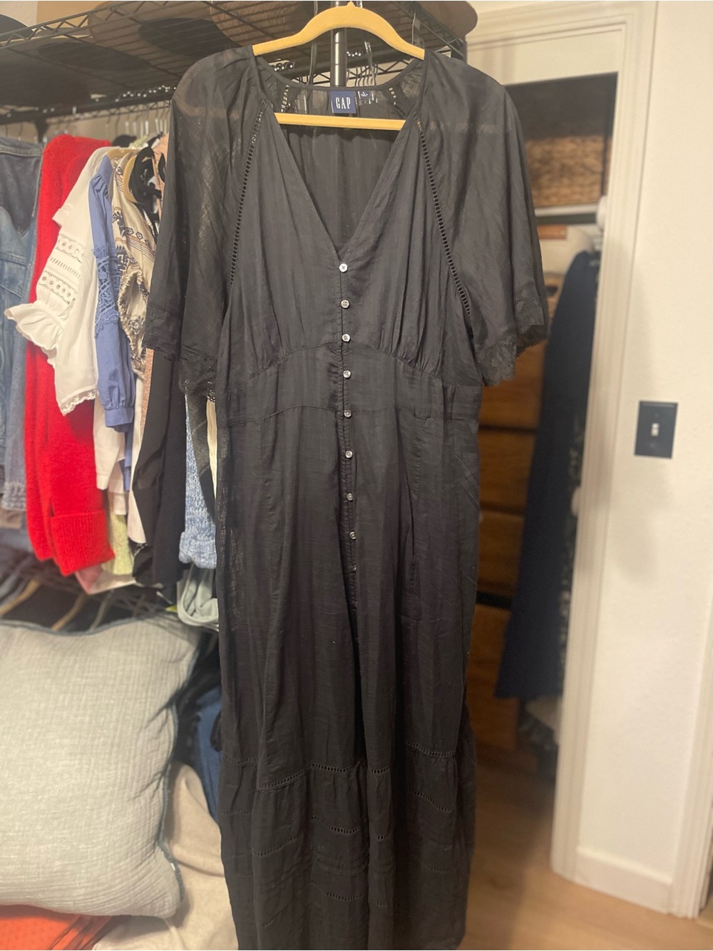 Gap Lace-Trim Midi Dress - Picture 3 of 7